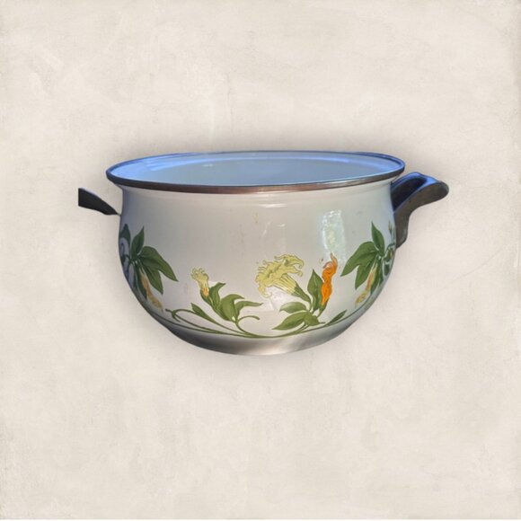 Vintage Asta Enamelware Dutch Oven - Germany - 2-Quart - Brass  - Picture 7 of 8